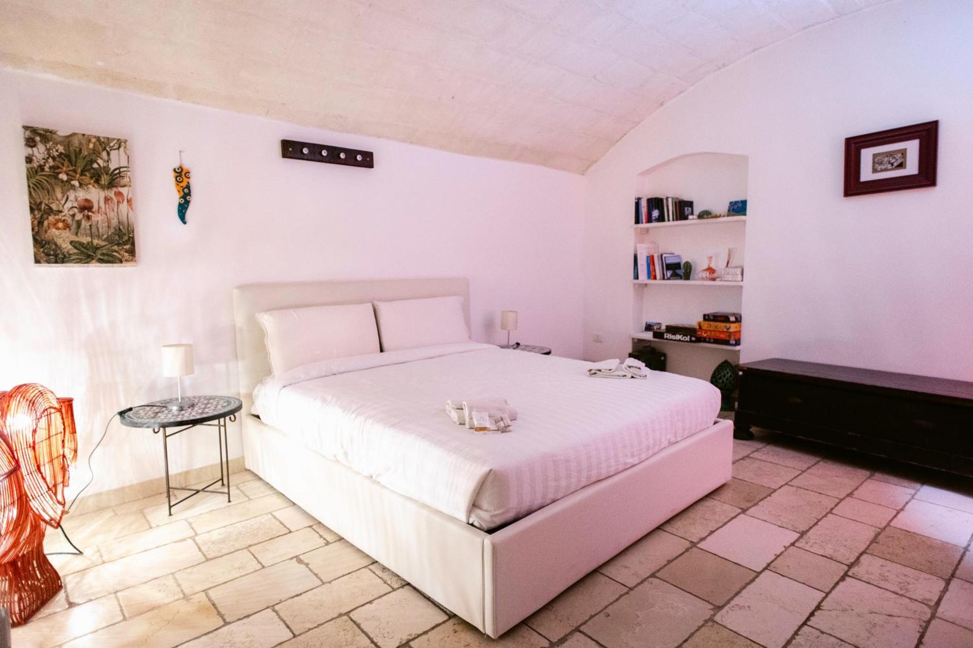 A Stare - Stone Apartment In The Historic Center - Molfetta Exterior photo